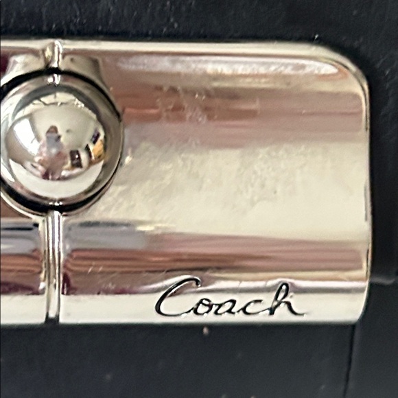 Coach Black Leather Shoulder Bag So Pretty Quiet Luxury Y2K - Picture 4 of 16